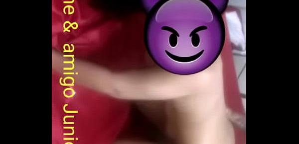  Casal Edu e Aline - Aline e amigo parte 2 - marido corno cuckold  filmando a esposa dando de quatro pro amigo comedor